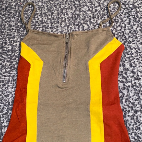 color block zip up body suit - Picture 2 of 3